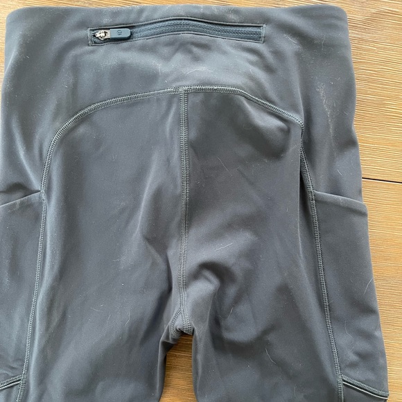 Dark grey lululemon leggings - Picture 2 of 3